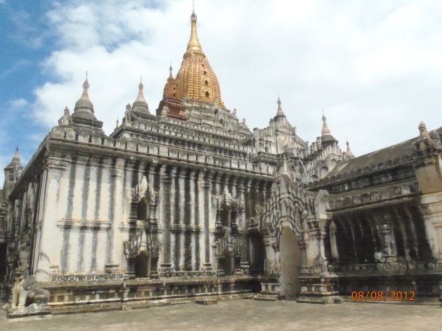 Ananda temple